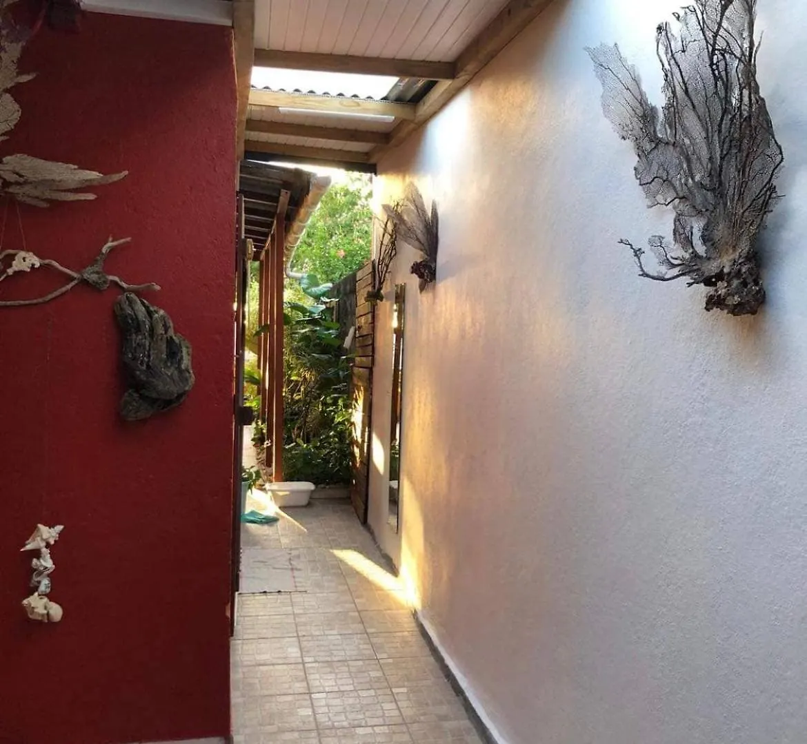 Vakantiehuis La Maison Des Bois Flottes Port-Louis